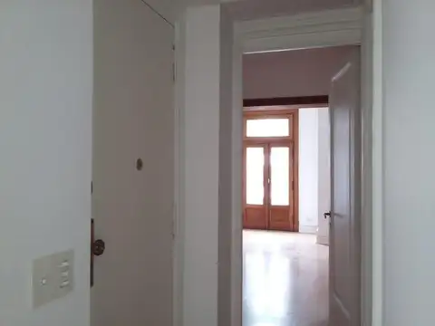 Oficina en Alquiler al Norte