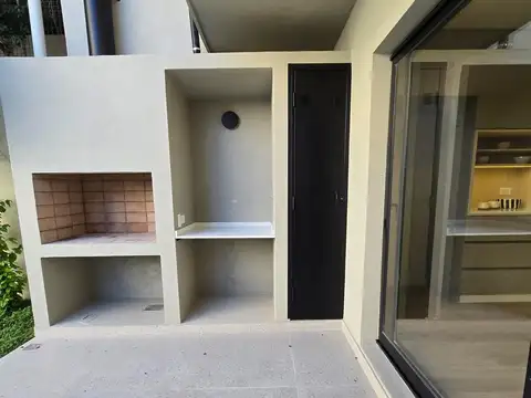 EXCELENTE PH DÚPLEX DE 4 AMBIENTES CON 2 COCHERAS, JARDÍN Y