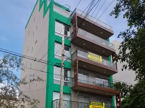 Departamento en Alquiler en Floresta, $ 780.000