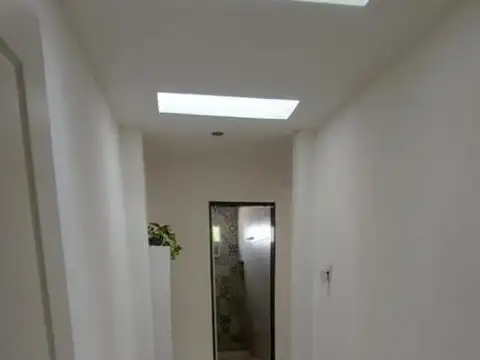 Castelar Norte Casa Racionalista en Venta 4 ambientes