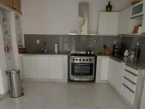 Casa en Venta en Castelar, USD 250.000