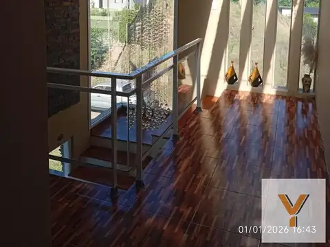 Casa 4 ambientes con 3 baños