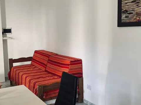 Neuquén y Tucumán