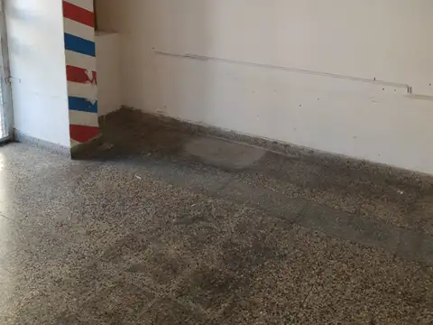 Local en Alquiler Via Púb.