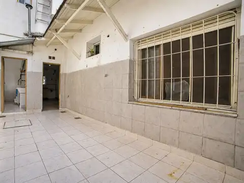 Depto Tipo Casa en Venta con 1 cocheras