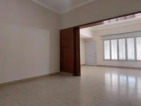 Casa en Alquiler en San Martín, $ 1.400.000
