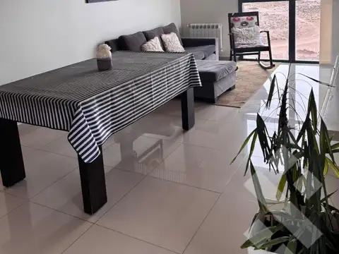 Departamento 2 ambientes con 2 baños