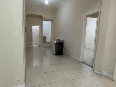 Muñiz 400 Local en ALQUILER