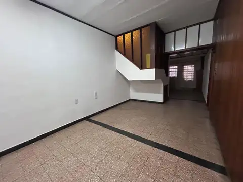 Laprida 3700, planta baja, local mas dormitorio, patio.