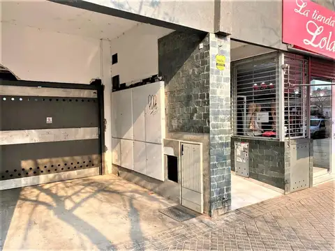 Av. Francia 1115- COCHERA 3