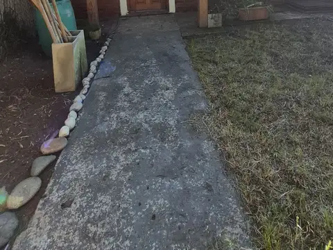 Casa 4 ambientes con 1 baño