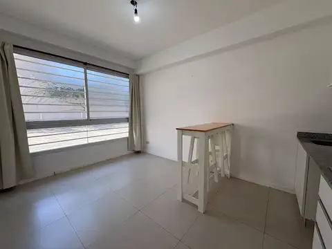DPTO MONOAMB EN ALQUILER LOMAS DE ZAMORA APTO PROF