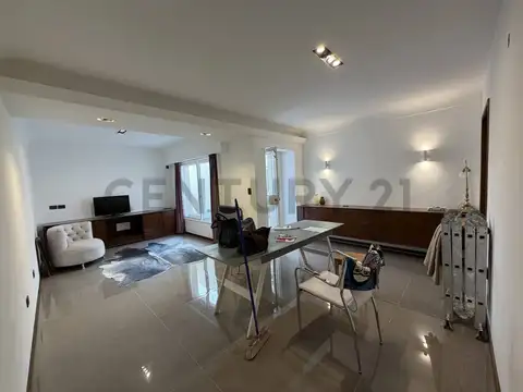 Conesa 900, Piso 0