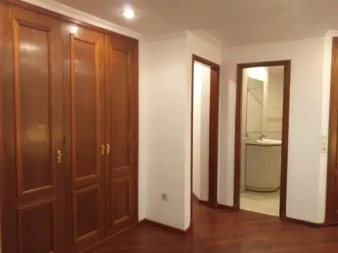 Departamento en Alquiler de 3 dormitorios