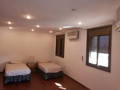 Departamento en Alquiler con 2 cocheras