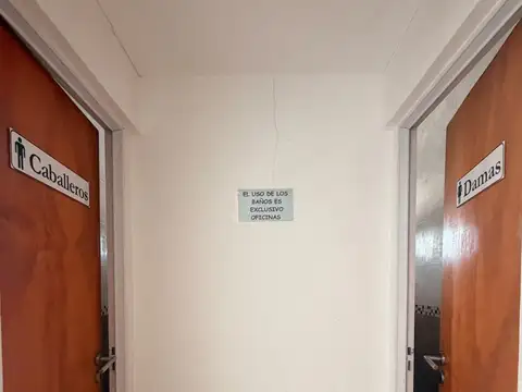 OFICINAS- GRANADERO BAIGORRIA- San Martín al 2400