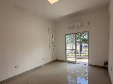 Oficina en Alquiler al Noroeste