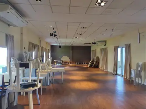 Quinta en Venta con 4 cocheras