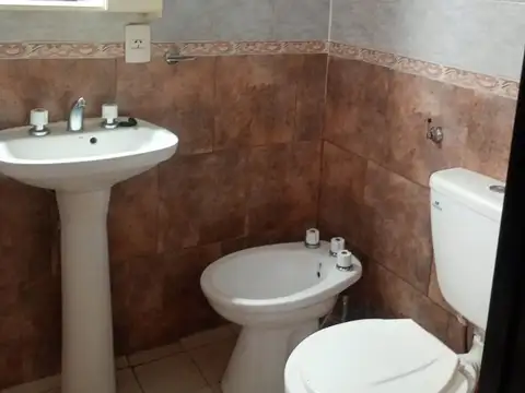 Depto Tipo Casa Monoambiente con 1 baño