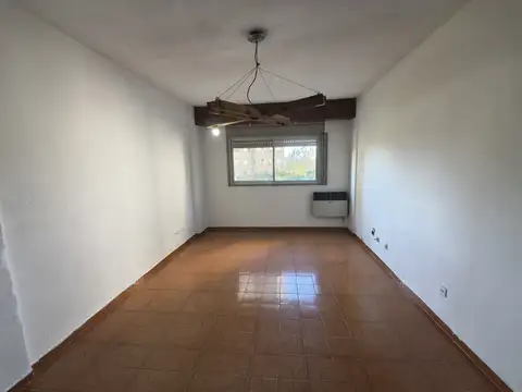 San Isidro 5900
