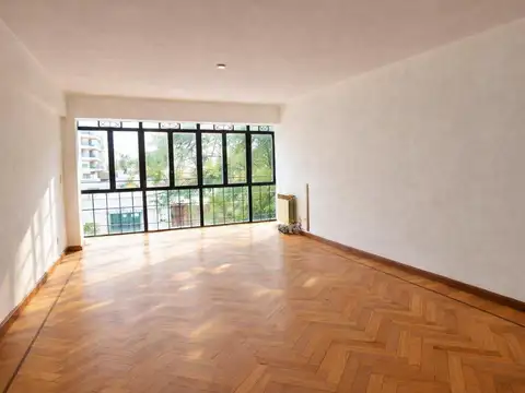 Departamento en venta!  Leguizamon al 400