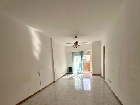 Gabriela Mistral 2500, Piso 3°