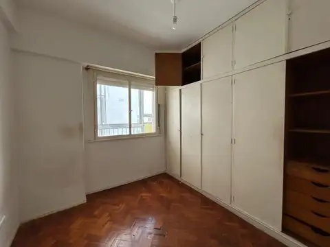Departamento en Alquiler en Parque Chas, $ 800.000