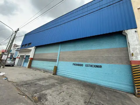 GALPÓN INDUSTRIAL 933 m² | 9 MTS ALTURA | 2 INGRESOS CAMIÓN