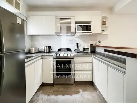 De las Hespérides 1600, Piso 1