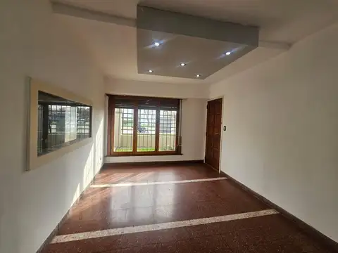 Casa en Alquiler de 3 dormitorios