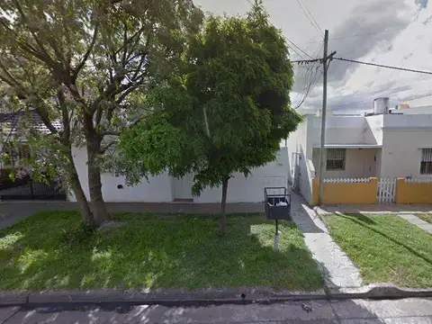 Depto Tipo Casa en Venta en Tolosa, USD 39.000