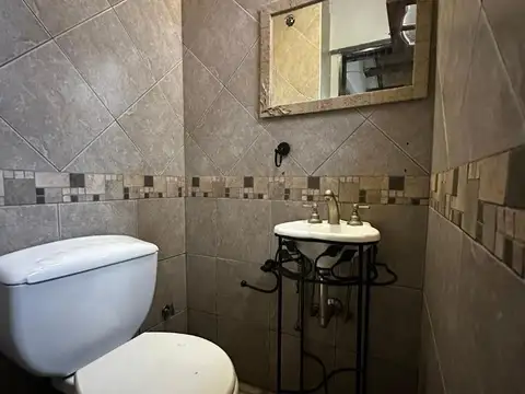 Depto Tipo Casa en Venta con 1 cocheras