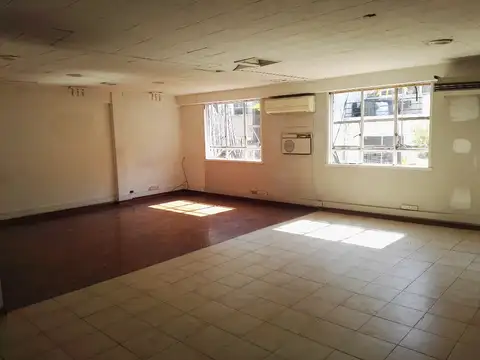 Sarmiento 600, Piso 7