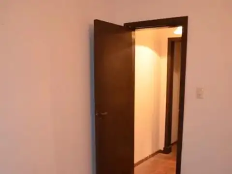 Depto Tipo Casa en Venta en Banfield, USD 65.000