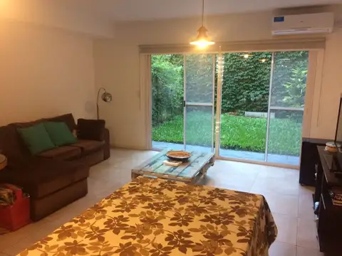 Casa en Venta en Adrogue, USD 180.000