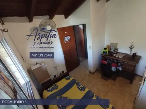 Casa en Venta con 1 cochera