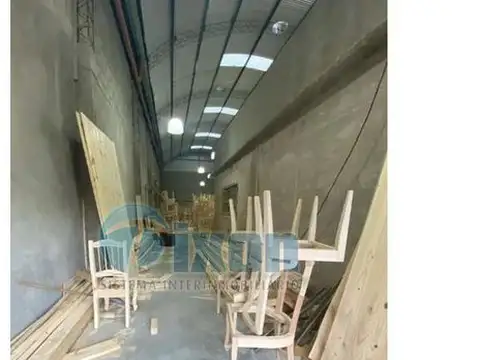 Casa 2 ambientes con 1 baño