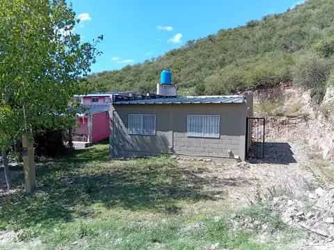 VENDO CASA 3 AMBIENTES - EL VOLCAN