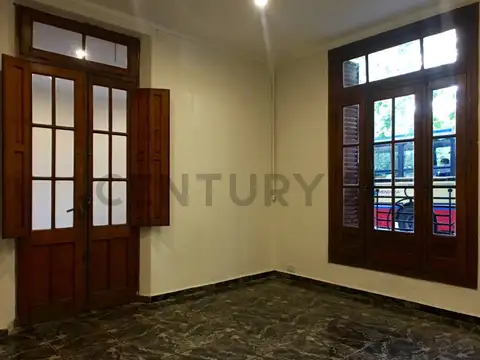 Casa 2 ambientes con 1 baño