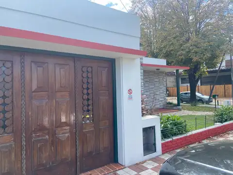 Casa en venta en Adrogue