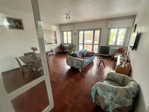 Depto Tipo Casa en Venta de 3 dormitorios