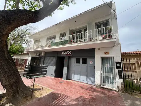 Jorge A. Calle 400