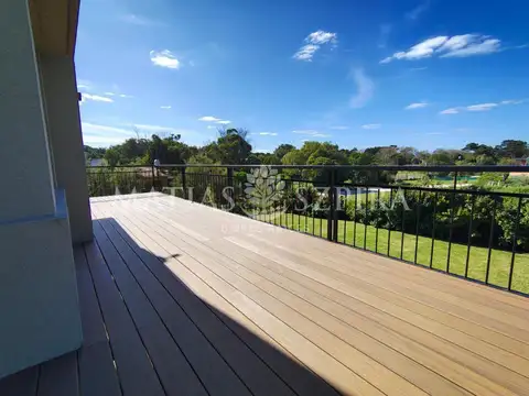 Casa en Venta al Oeste