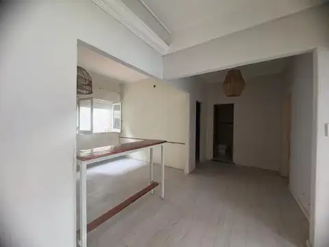 Justa Lima 500, Piso 1