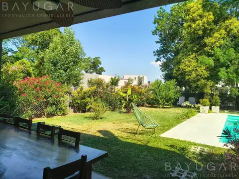 Venta - Casa en Pilar del Este - Santa Lucia