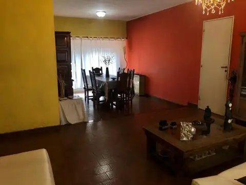 Casa en Venta en Ramos Mejía, USD 220.000