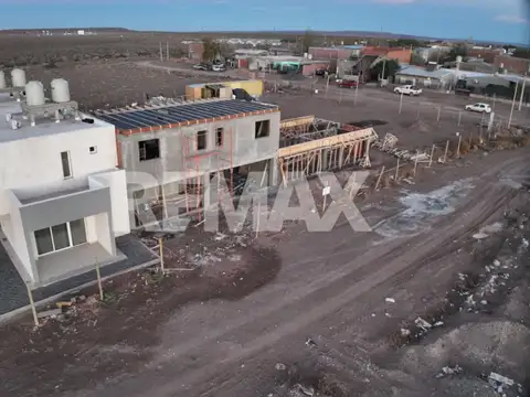 Depto Tipo Casa en Venta con 1 cocheras