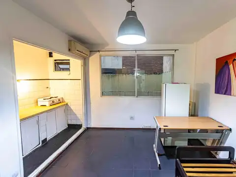 Paraguay 3400, Piso 1