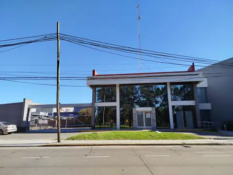 Excelente Edificio Comercial en alquiler, Talar, Tigre, sobre Panamericana km. 30,500