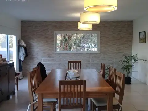 (DBJ-391) COSTA ESMERALDA - BARRIO DEPORTIVO 1 * ACEPTA PERMUTA *